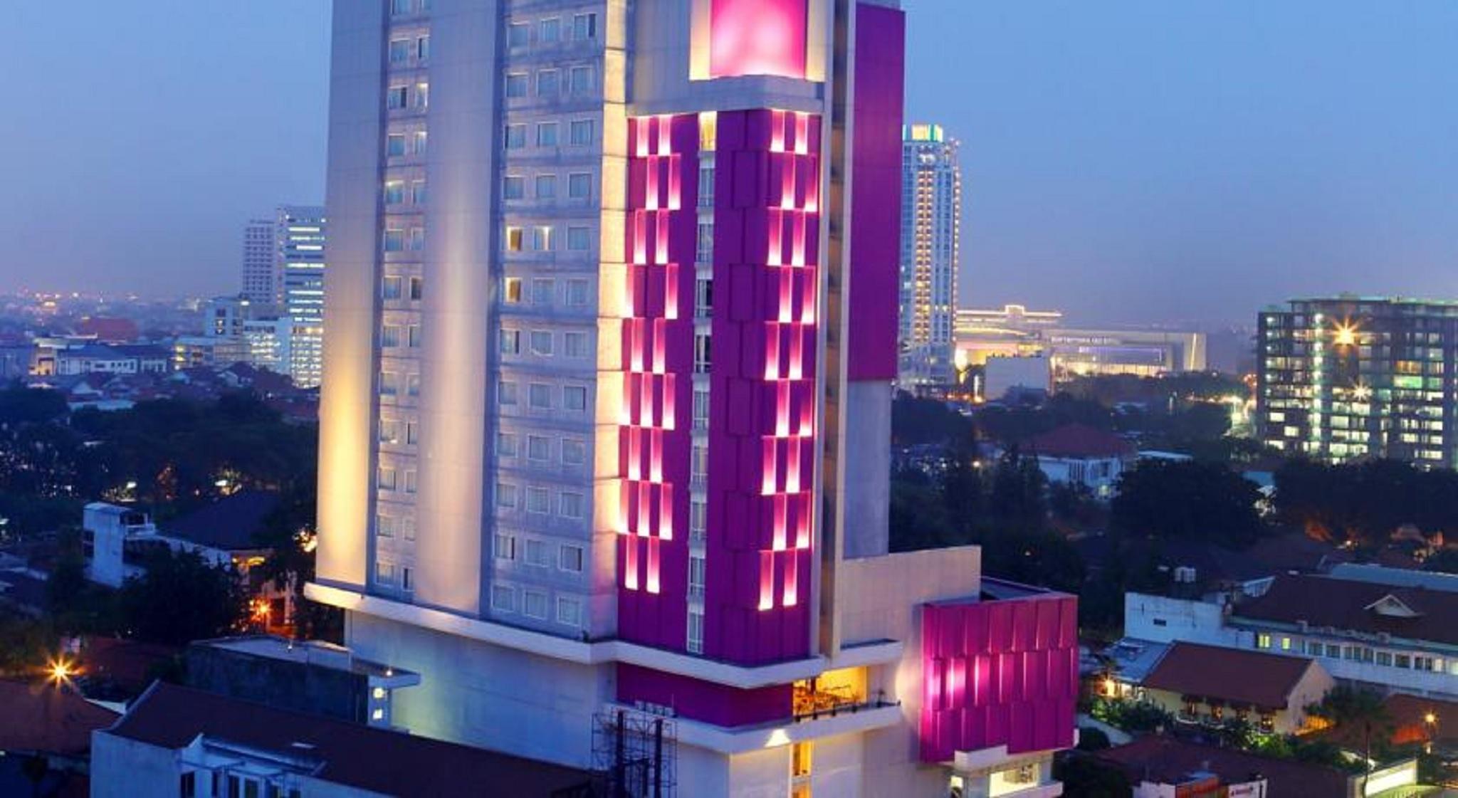 Hotel Santika Premiere Gubeng Surabaia Exterior foto