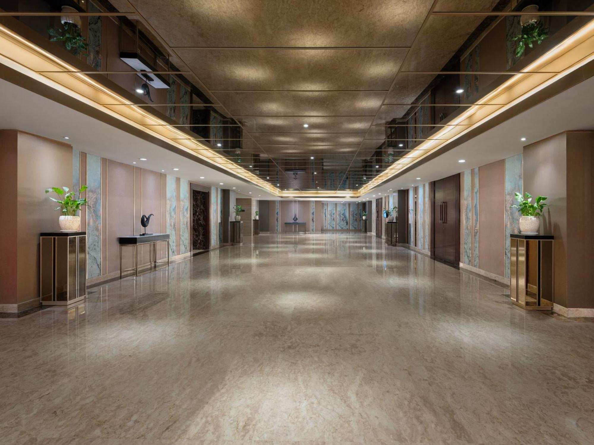 Hotel Santika Premiere Gubeng Surabaia Exterior foto